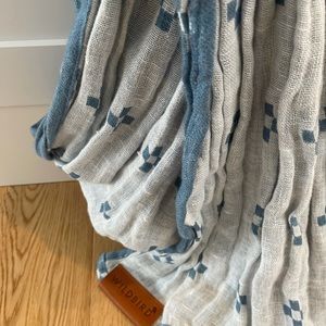 Wild bird rhea sling with rose gold rings